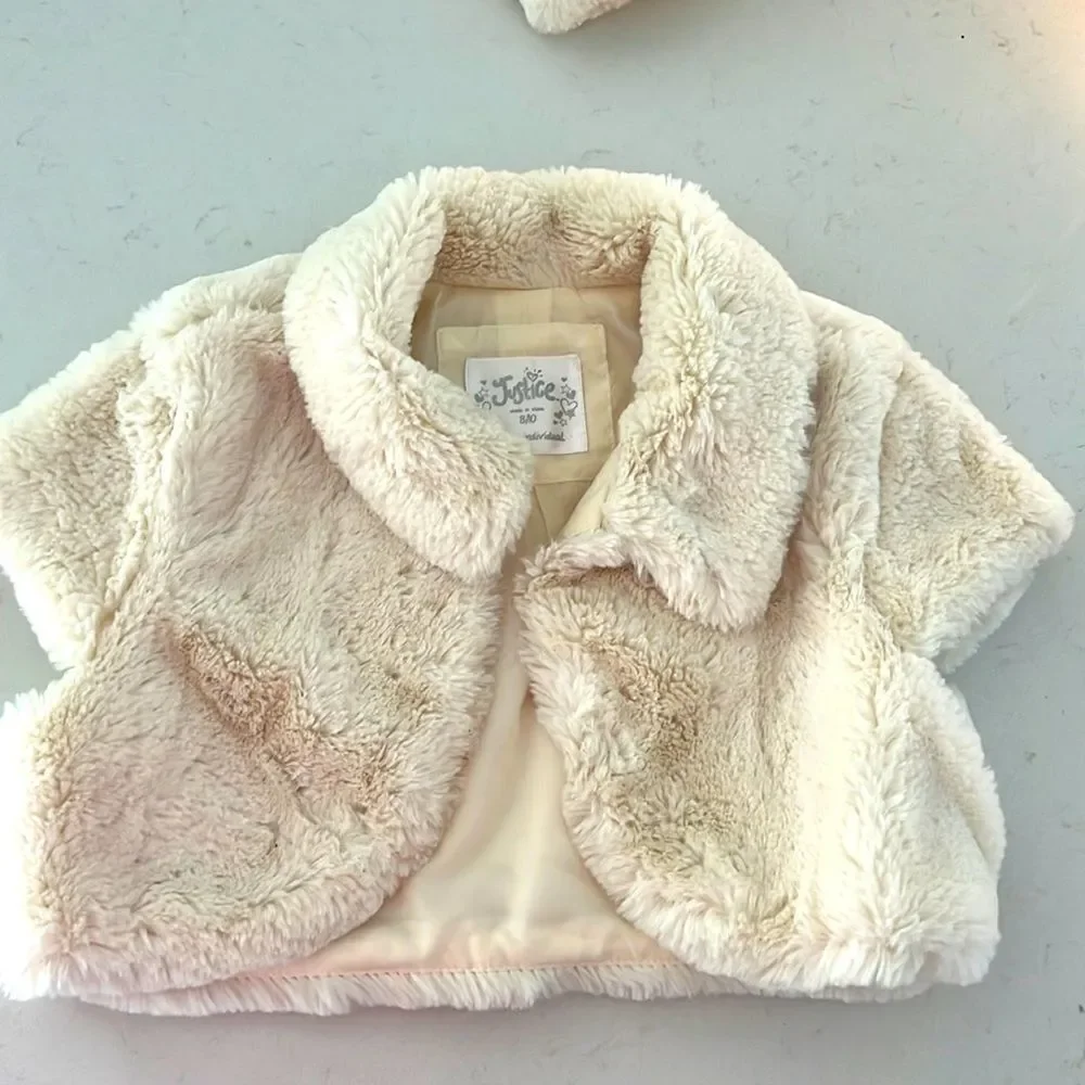 Justice Girls 8/10 Faux Fur Bolero Jacket, Off-White great for Holidays